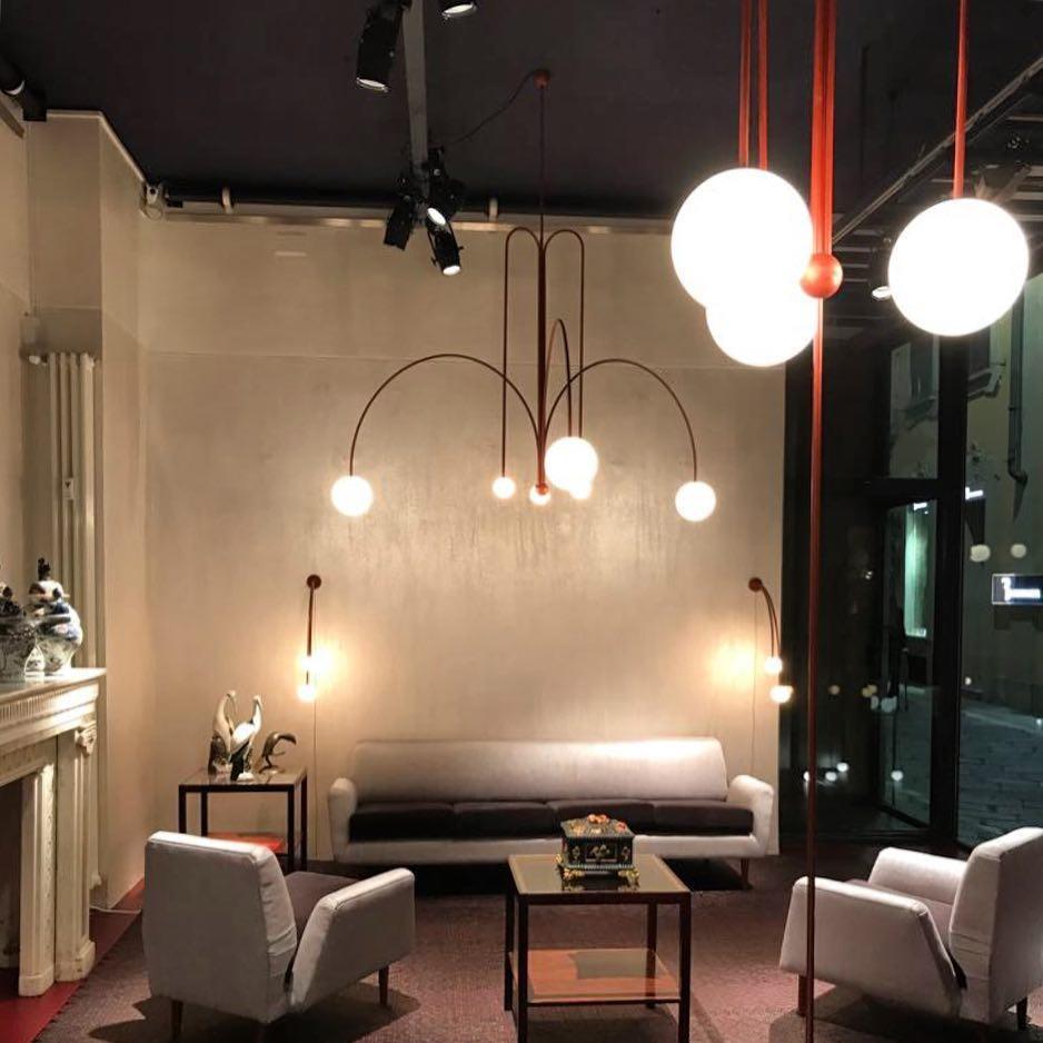 Lampu Gantung Nova Crest Dengan Reka Bentuk Gantung Dramatis Untuk Bilik Makan dan Pintu Masuk