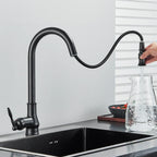 Rubinetto da cucina in bronzo rustico con controllo touch e bocca estraibile