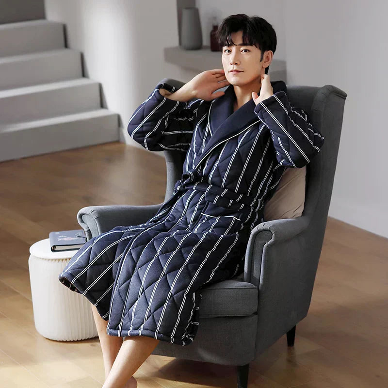 Albornoz acolchado de invierno CozyLayer con abrigo de 3 capas