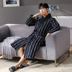 Albornoz acolchado de invierno CozyLayer con abrigo de 3 capas