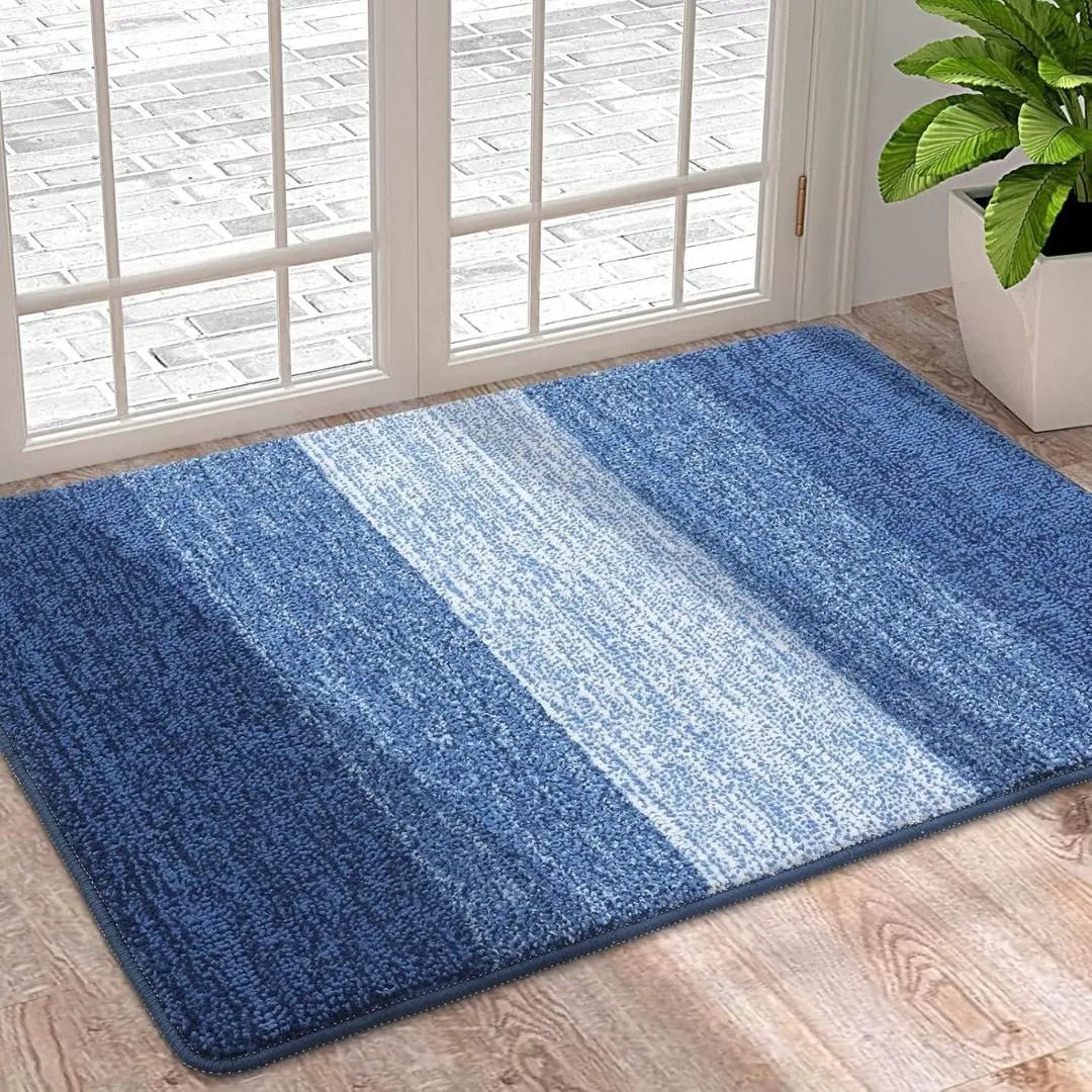 Non-slip indoor doormat with water-repellent surface