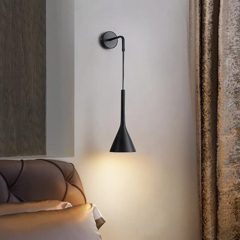 Wandleuchte mit Laterne