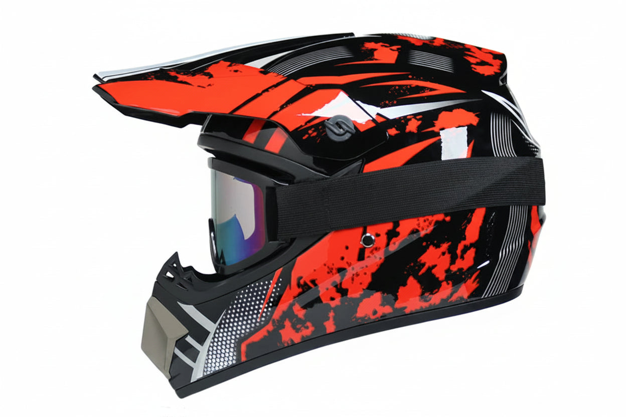 Lightweight Off-Road Helmet for Dirt Bike Adventures