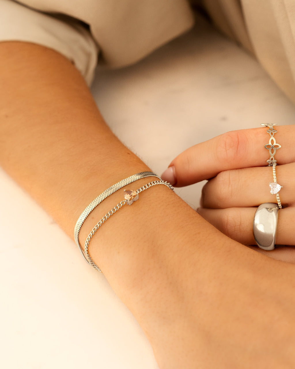 Braccialetto con Pietra di Nascita a Forma di Cuore Gioiello Regalo Significativo per Lei