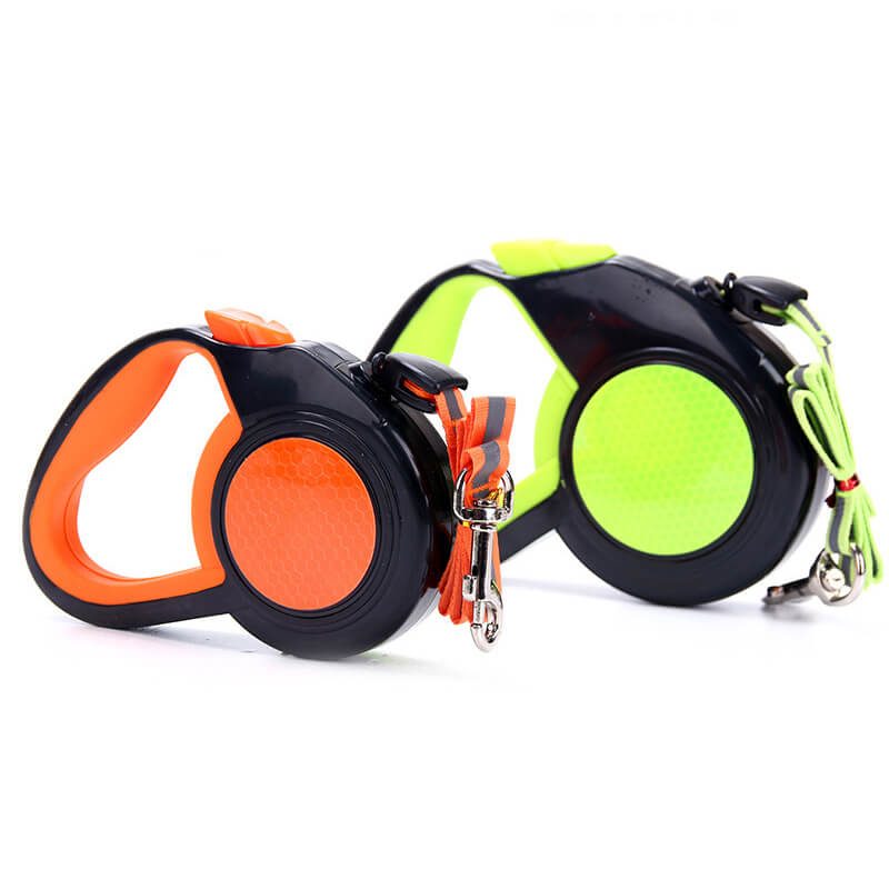 Odblaskowa smycz NovaStride dla bezpieczniejszych spacerów i większej swobody