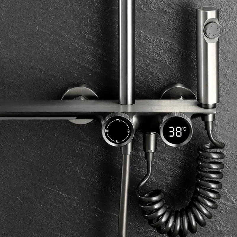 Nerida | Falra szerelhető fürdőkád csaptelep és zuhanyrendszer | Petprovac