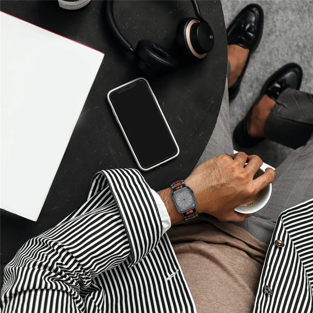 Röd sandelträ- och metallarmband, naturlig design