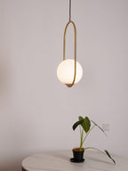 Lyra moderne pendellampe med elegant minimalistisk design