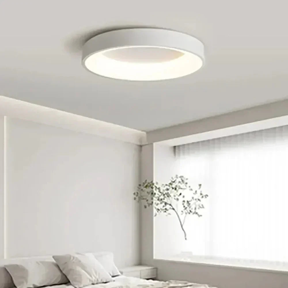 Nordic Round LED Ceiling Light With Remote Control For Energy Efficient Modern Homes