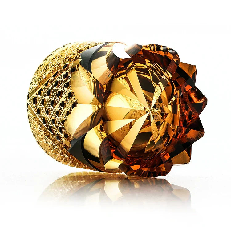 Kirei | Käsintehty Dark Knight -viskilasi puisessa laatikossa | Petprovac