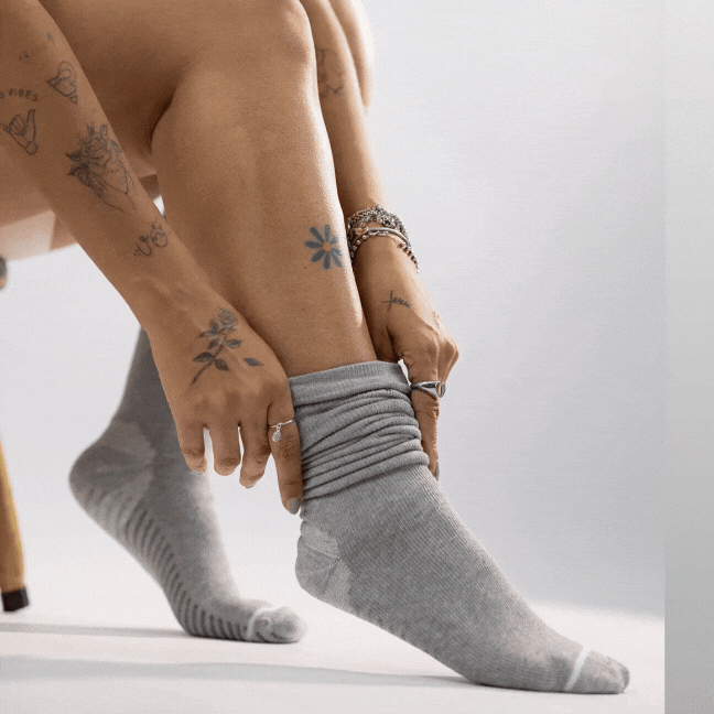 Comfort Bamboo Compression Socks for Daily Leg Support and Recovery