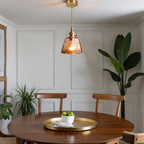 Wisząca lampa z bursztynowego szkła – ciepłe światło i stylowy design | Petprovac