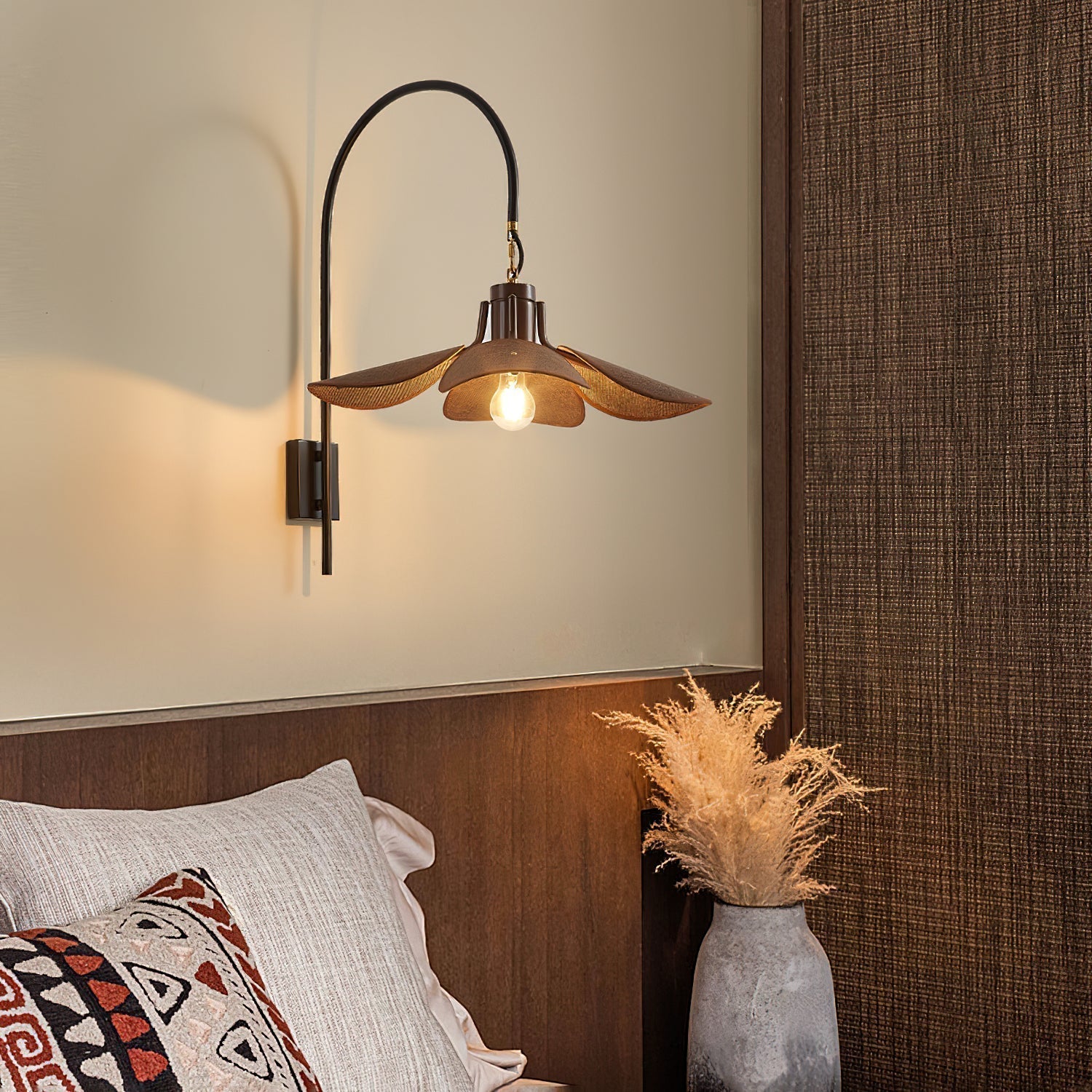 FloraNova Vegglampe | Floral Bloom Vegglampe, Stemningsfull Glød