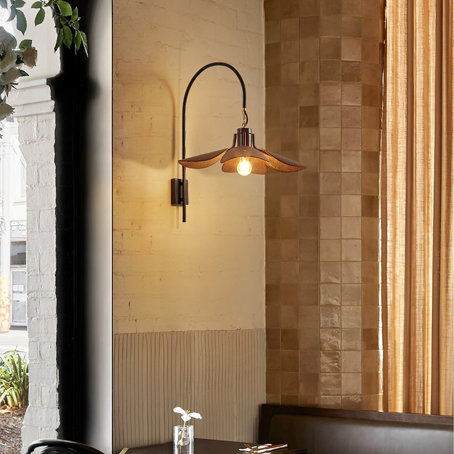 FloraNova Wandlamp | Bloemenbloesem Wandlicht, Sfeervol Gloed