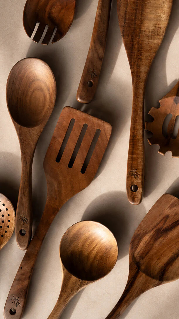 Natural Teak 9-Piece Kitchen Utensil Set For Cooking | petprovac