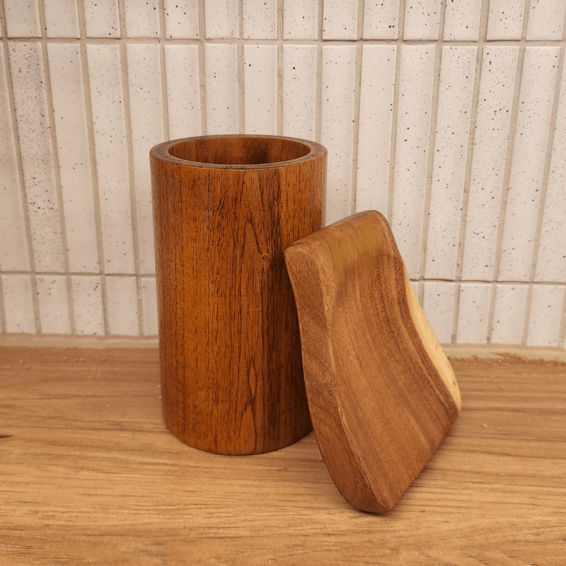 Ensemble de mise à niveau de cuisine en teck et acacia premium