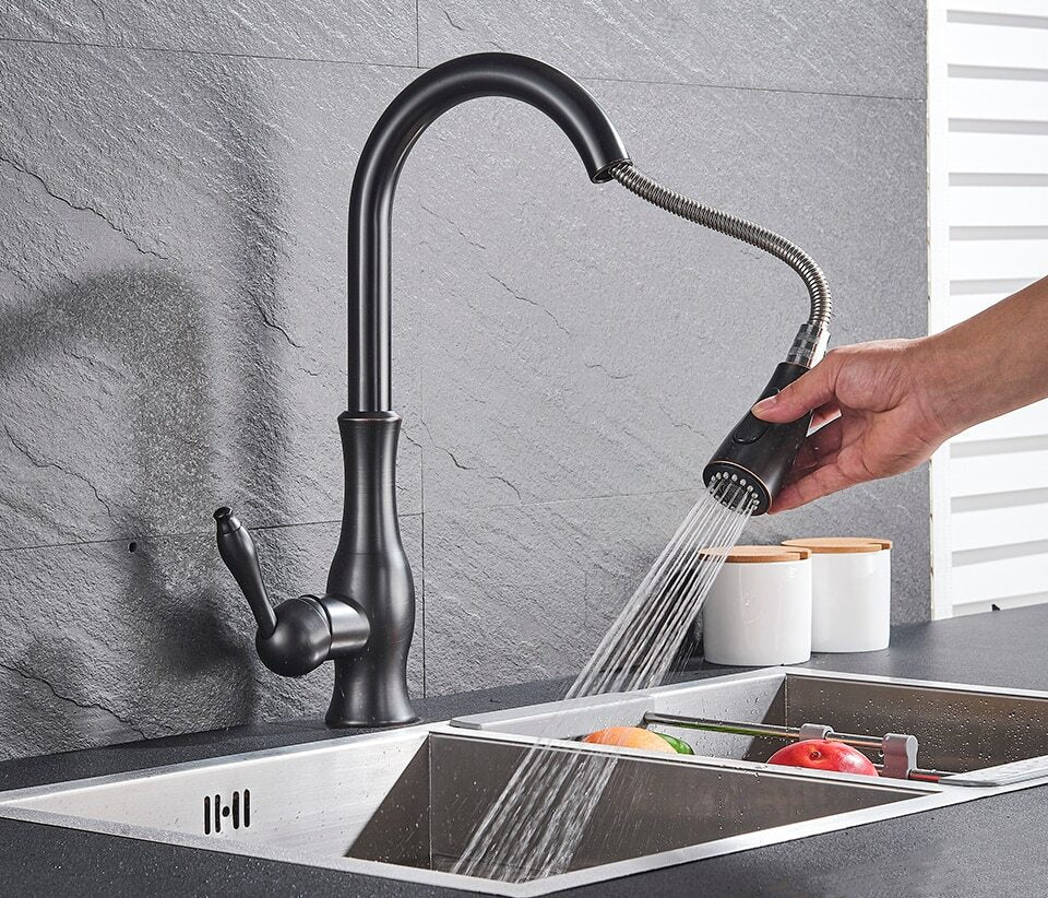 Rubinetto da cucina estensibile Anton con ugello flessibile