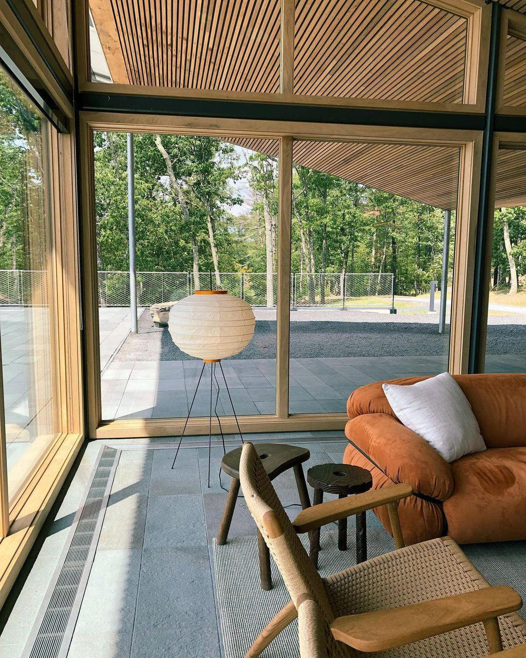 Kaze Rice Paper Floor Lamp - Japanese-Inspired Ambient Glow