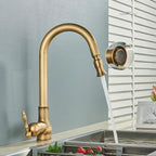 Rubinetto da cucina in bronzo rustico con controllo touch e bocca estraibile