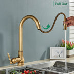Rubinetto da cucina in bronzo rustico con controllo touch e bocca estraibile