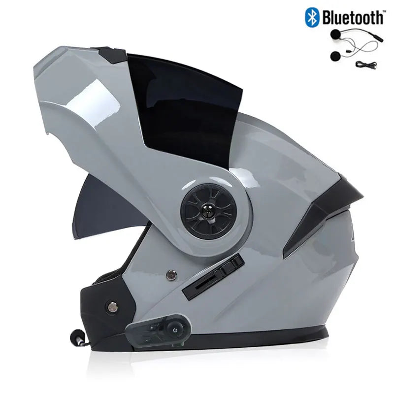 Modulární motocyklová přilba s Bluetooth integrací