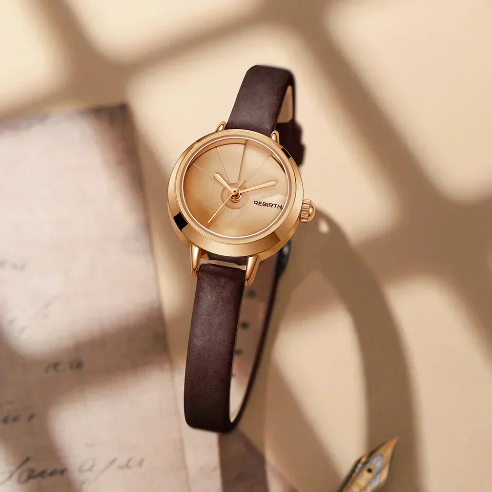Montre vintage mini en cuir pour femmes | Petprovac