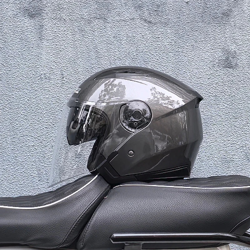 Lightweight 3/4 Motorcycle Helmet with Dual Visor