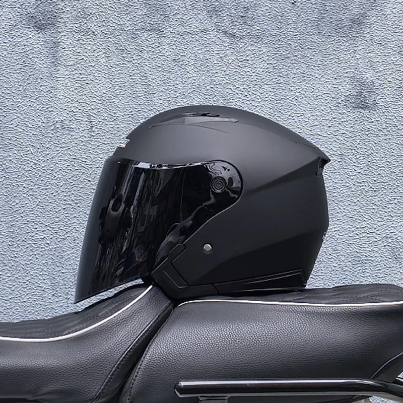 Lightweight 3/4 Motorcycle Helmet with Dual Visor