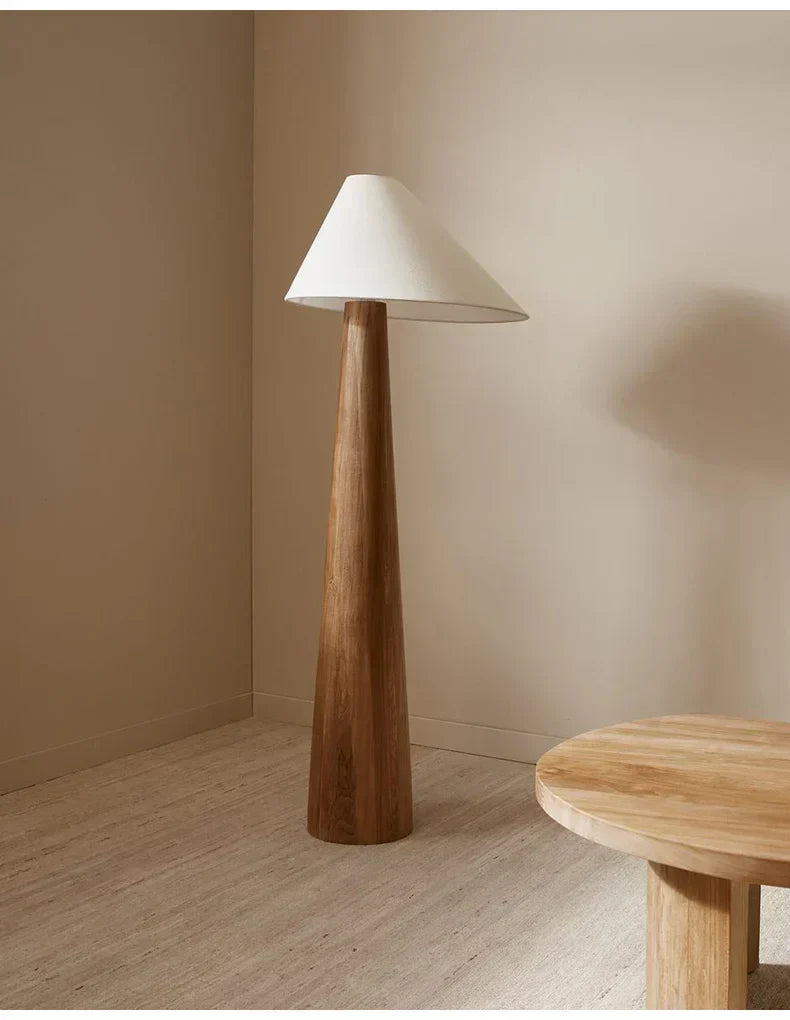 Liora | Stehlampe