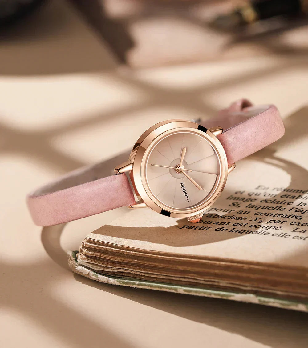 Montre vintage mini en cuir pour femmes | Petprovac