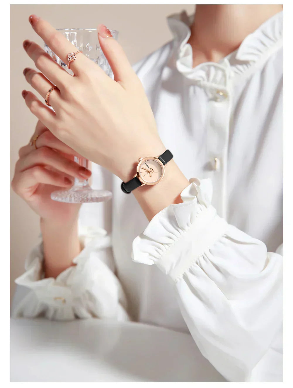 Montre vintage mini en cuir pour femmes | Petprovac