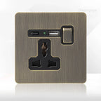 Antikk bronse metall veggkontakt med USB-ladeport