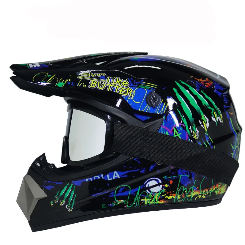 Lightweight Off-Road Helmet for Dirt Bike Adventures