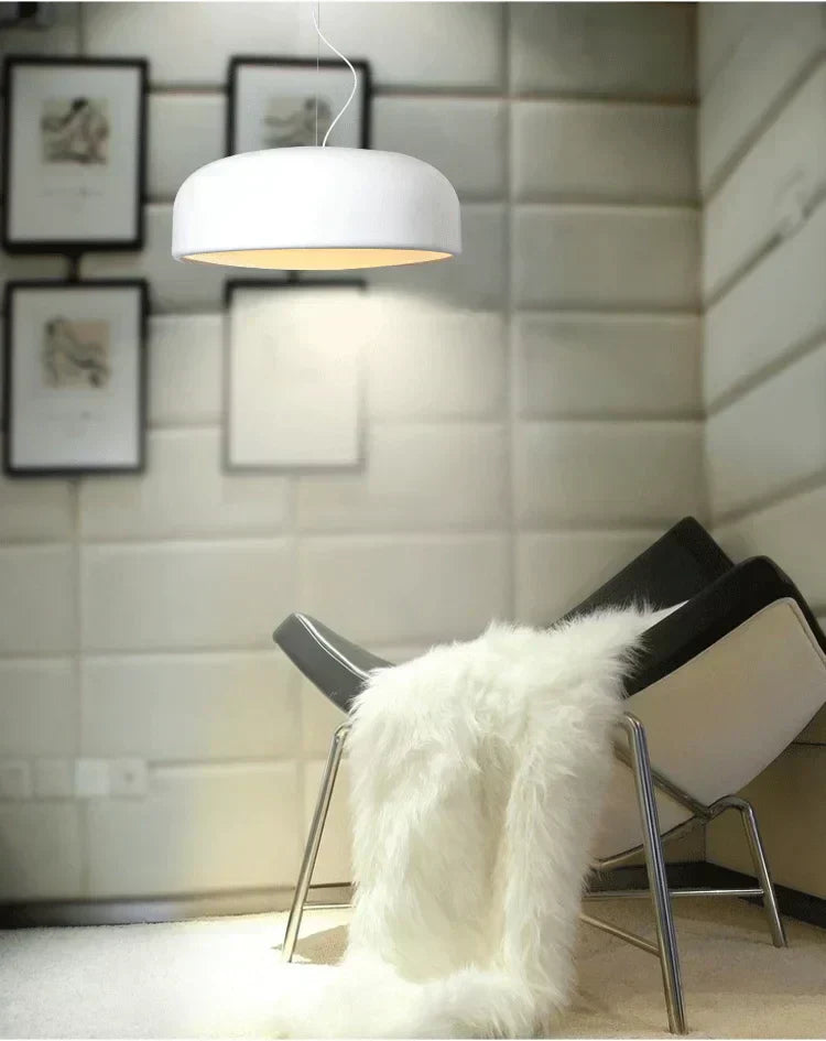 FjordLume Nordisk Rund Pendel Lys Metal og Akryl