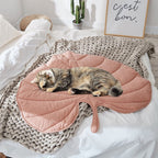 Cool Breathable Dog Mat Leaf Shaped Washable For Pets