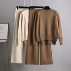 秋のニットウェアツーピースセット | Petprovac