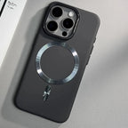 Kirrea 哑光磁性 iPhone 手机壳 | Petprovac