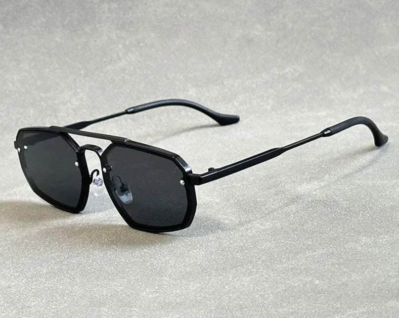 Lumen Sonnenbrille mit Diamantrahmen und UV400 blendfreien Gläsern