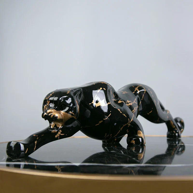 Elegant Jaguar Stone Sculptor
