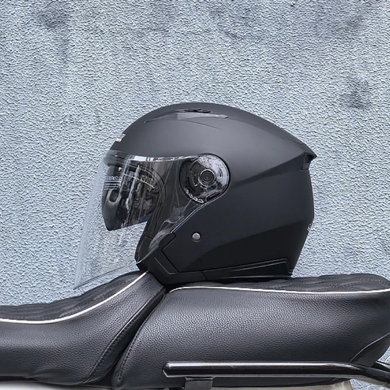 Lightweight 3/4 Motorcycle Helmet with Dual Visor