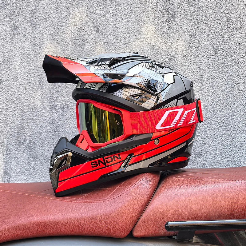 Off-Road Racing Helmet with Removable Visor
