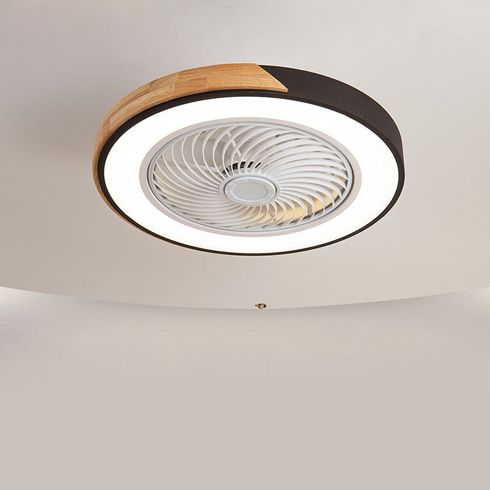 Ventilador de techo Boreal Timber con luz LED de bajo consumo y aspas de madera