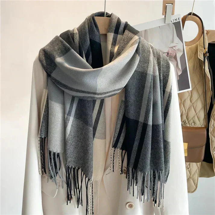 Luxury Elegant Warm Scarf