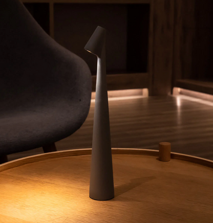 Candeeiro de Mesa LED Sem Fios LumaNord para Leitura e Salas de Jantar com Ambiente Suave