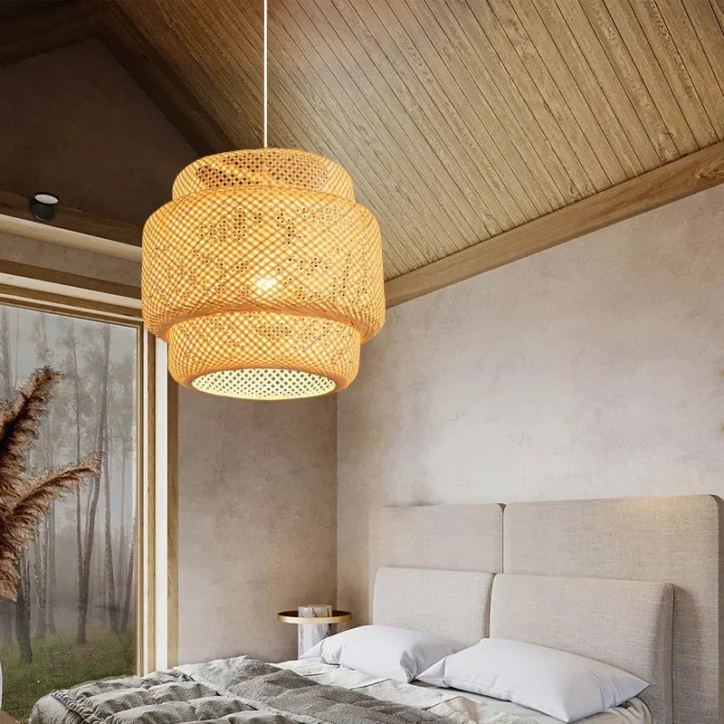 KiraBamboo strikket pendellampe kinesisk-inspireret håndlavet