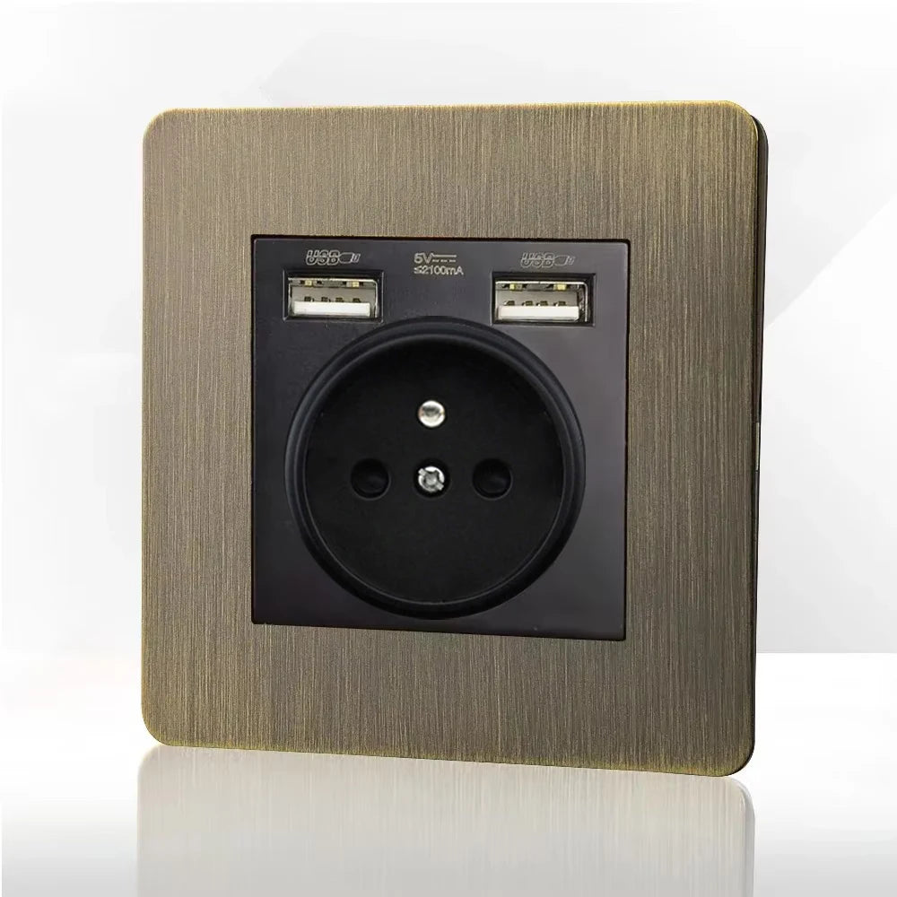 Antikk bronse metall veggkontakt med USB-ladeport