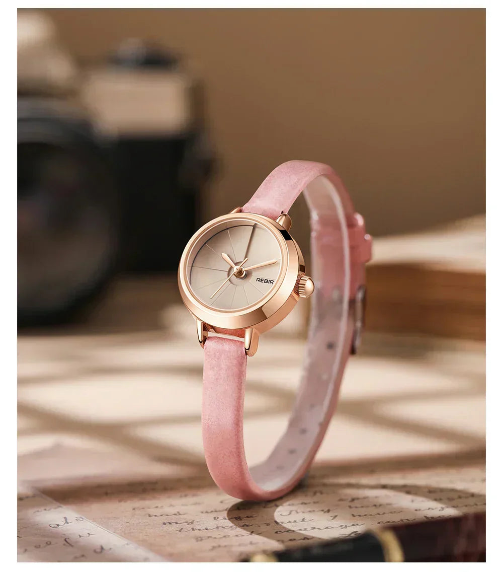 Montre vintage mini en cuir pour femmes | Petprovac