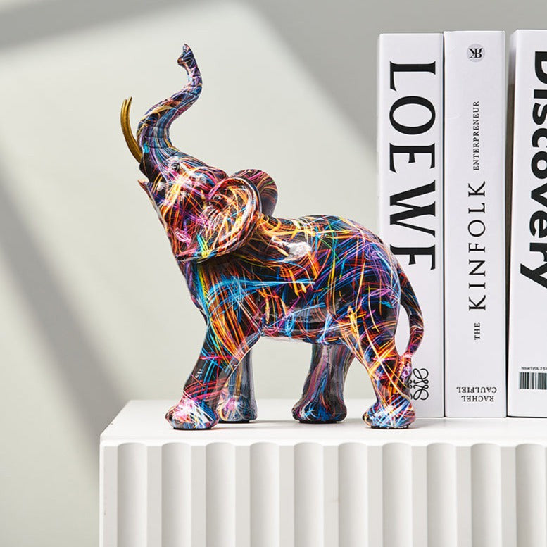 Aurella | Statuie Elefant Pictată Nordică | Petprovac