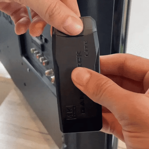 Vanta Retro Console 64GB With 2 Controllers - 20K+ Games