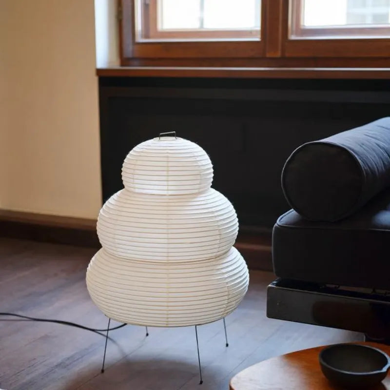 Hinori | Lampada da terra a treppiede Wabi-Sabi